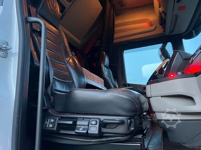 Chassis med førerhus Scania S580 6x2/4 Full options King of Road