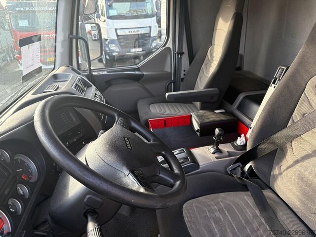 Box body DAF LF 45.180 + euro 5 + 12ton + 5.58m box + lift