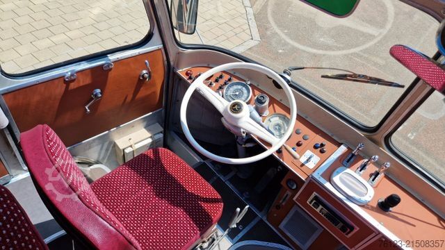 Långfärdsbuss SETRA Kässbohrer Setra S 6, S 7, S 9 , S 10Oldtimerbus