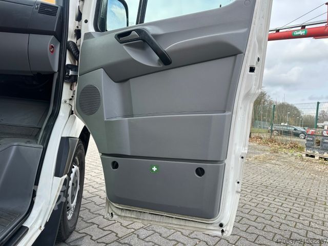 Kamion zjarrfikës MERCEDES-BENZ Sprinter 316 / RTW WAS Trage Liege