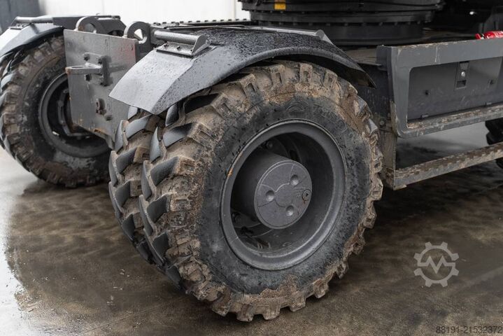 Bager na točkovima CASE WX 160 E