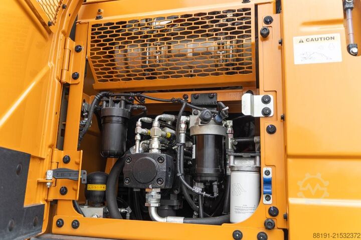 Bager na točkovima CASE WX 160 E