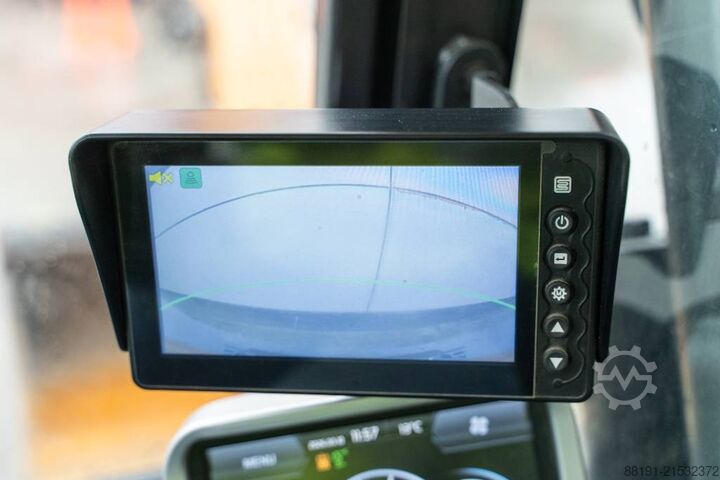 Bager na točkovima CASE WX 160 E