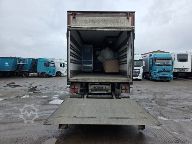 Šaldytuvas puspriekabė SCHMITZ CARGOBULL Tiefkühler, 3 Kammern, Lift, LBW, SCB*S3B