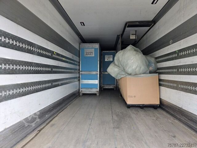 Šaldytuvas puspriekabė SCHMITZ CARGOBULL Tiefkühler, 3 Kammern, Lift, LBW, SCB*S3B