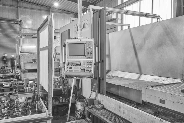 Fresadora de bancada KIHEUNG KNC U1250