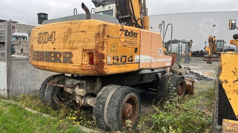 Excavadora móvil Liebherr A 904 B Litronic
