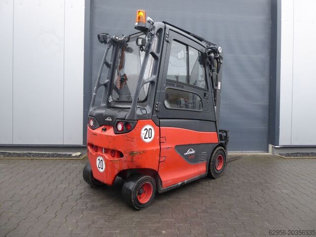 รถโฟล์คลิฟท์ไฟฟ้า 4 ล้อ Linde E25HL-01/600