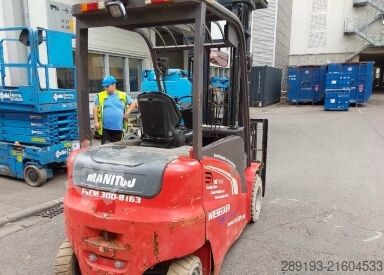 Μπροστινό περονοφόρο όχημα Manitou ME 430 AC 3,0 t Elektro
