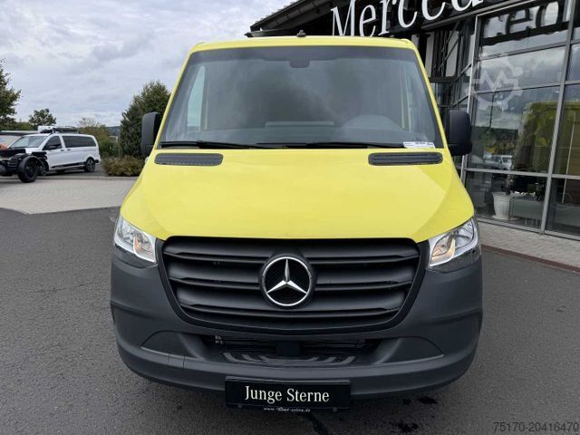 Furgon blaszak MERCEDES-BENZ Sprinter 317 CDI Streckenbegleitfahrzeug BF3/BF4