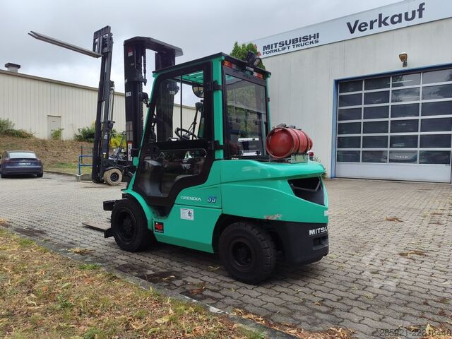 LPG gaffeltrucks Mitsubishi FG35N
