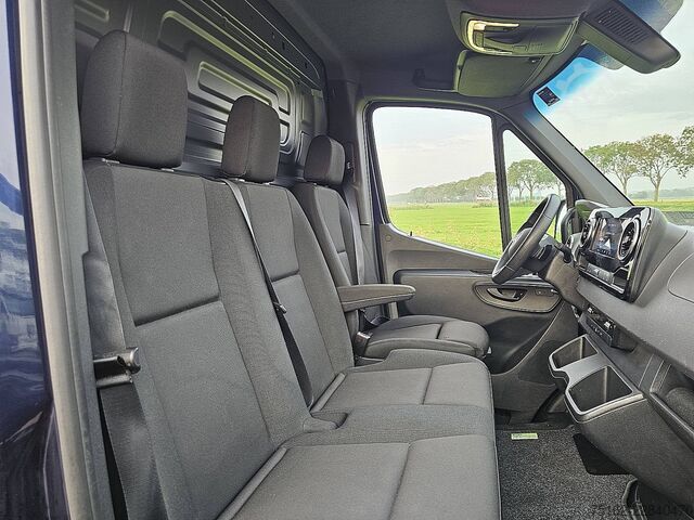 Carrinha de tejadilho alto MERCEDES-BENZ SPRINTER 317 L2H2 LED Mbux10 AC