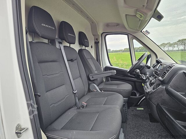 Station wagon con tetto alto FIAT DUCATO 2.2 L3H2 Airco PDC!