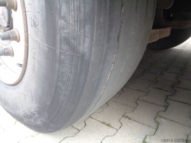 Yürüyen tabanlı yarı römork REISCH RSBS-3-13 92 cbm Liftachse SAF