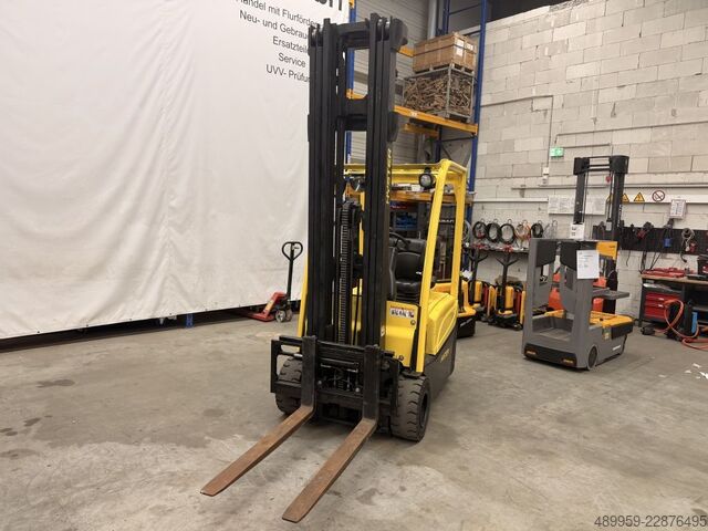 Rafknúinn þriggja hjól lyftara Hyster J2.0 XNT