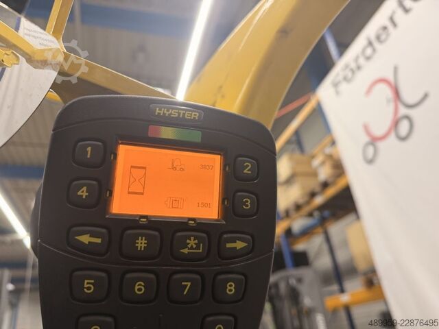 Rafknúinn þriggja hjól lyftara Hyster J2.0 XNT