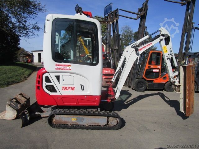 Minigrafa Takeuchi TB 216 - POWERTILT + hydraul. Schnellwechsler + 3