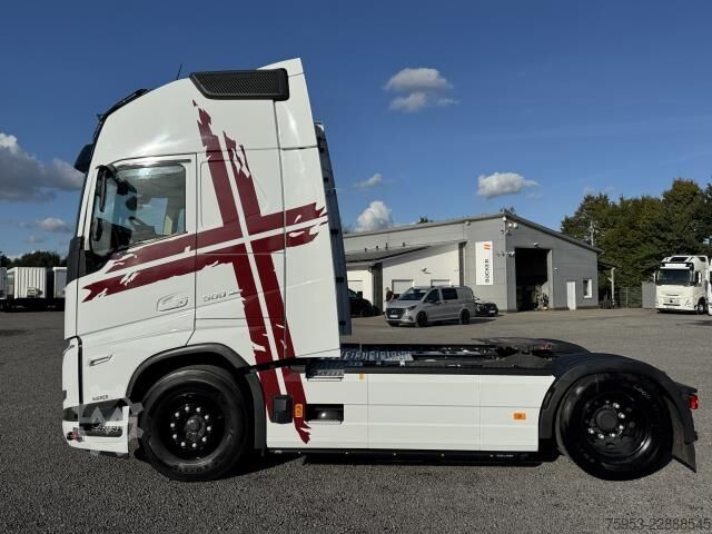 Standard tractor unit Volvo FH 500 Globe XL Retarder I-Park Cool