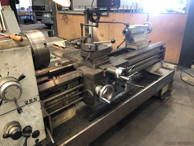 Centrale draaibank UNIVERSAL LATHE PADOVANI LABOR 225 LABOR 225
