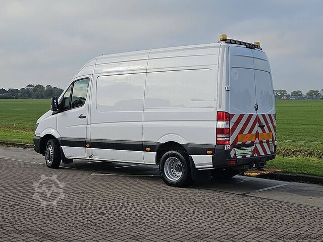 High-roof van MERCEDES-BENZ SPRINTER 519 L2H2 N2 3500Kg Trekhaak V6 3.0Ltr ...