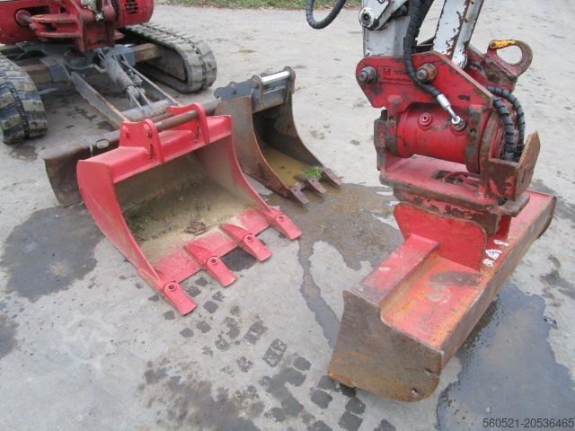 Mini excavators Takeuchi TB 219 Powertilt + hydraul. Schnellwechsler + 3 Lö