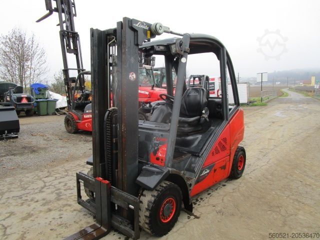 Ashensorë motorësh me naftë Linde H25D-02 Triplex-Freihub 4,7m + Seitenschieber