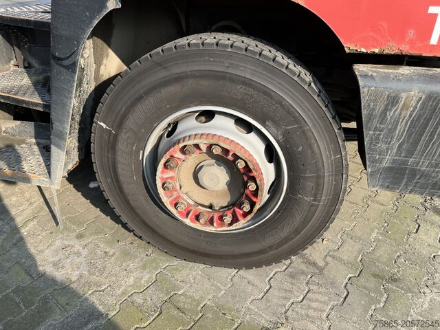 Štandard-SZM Terberg YT 182 / Terminal Tractor / Airco / Cummins