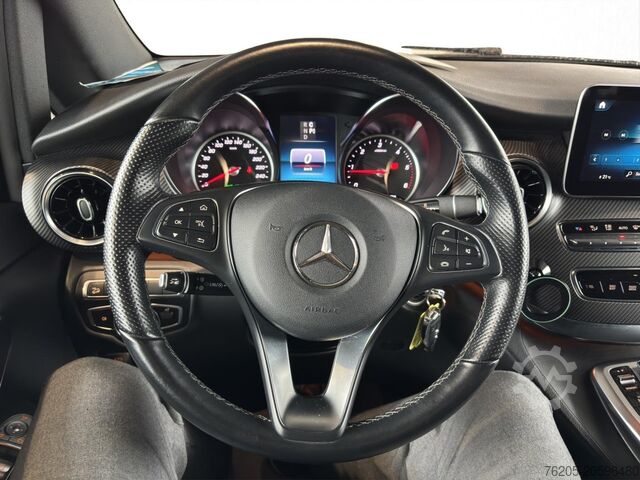 Minibus Mercedes-Benz V 300 d 4MATIC AMG Line  Allrad, 7-Sitzer