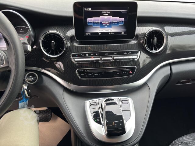 Minibús Mercedes-Benz V 220 d Lang Liege-Paket, Tisch