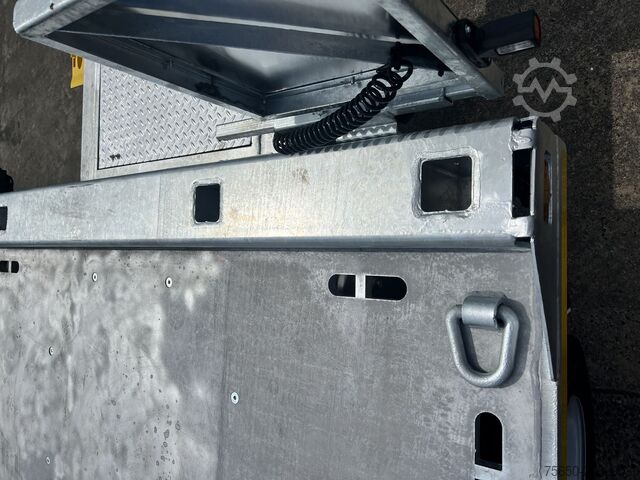 Rơ moóc sàn thấp Möslein T 3-9,20 F  3 Achs Tieflader mit gerader Ladefläche 9 m, Neufahrzeug