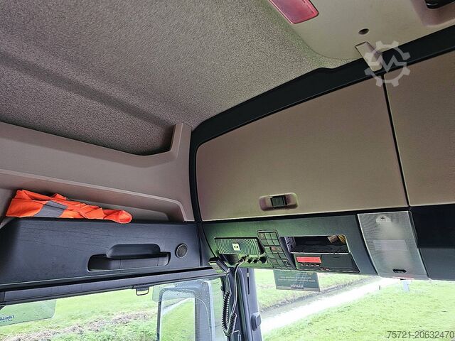 Gesloten bak M.A.N. 26.420 TGX