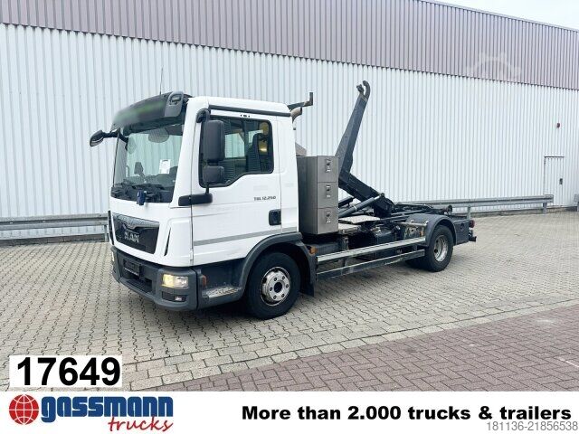 Autocamion cu cârlig pentru containere MAN TGL 12.250 4x2 BL, Palfinger Abroller P 07-25MPA,