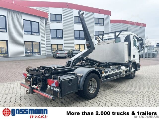 Autocamion cu cârlig pentru containere MAN TGL 12.250 4x2 BL, Palfinger Abroller P 07-25MPA,