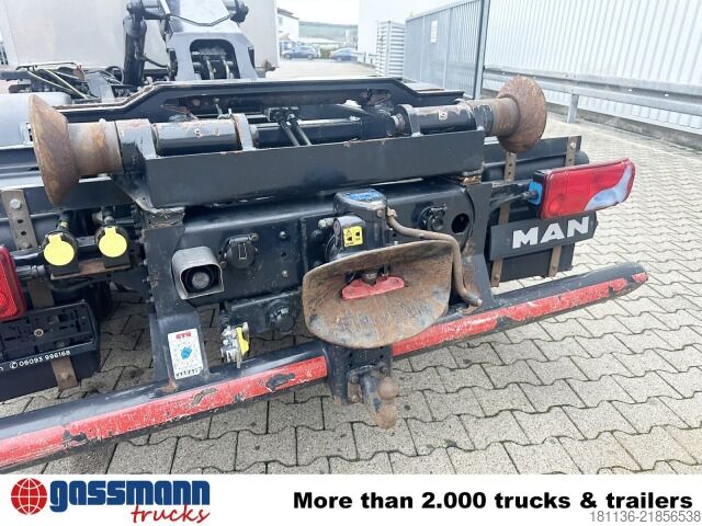 Autocamion cu cârlig pentru containere MAN TGL 12.250 4x2 BL, Palfinger Abroller P 07-25MPA,