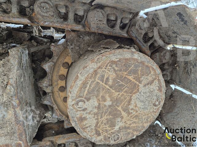 الحفارة الزاحفة Case CX 210 B