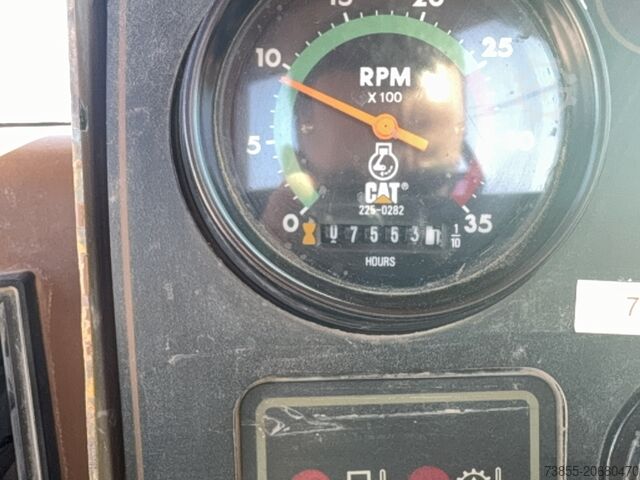 Скребок Caterpillar 615C