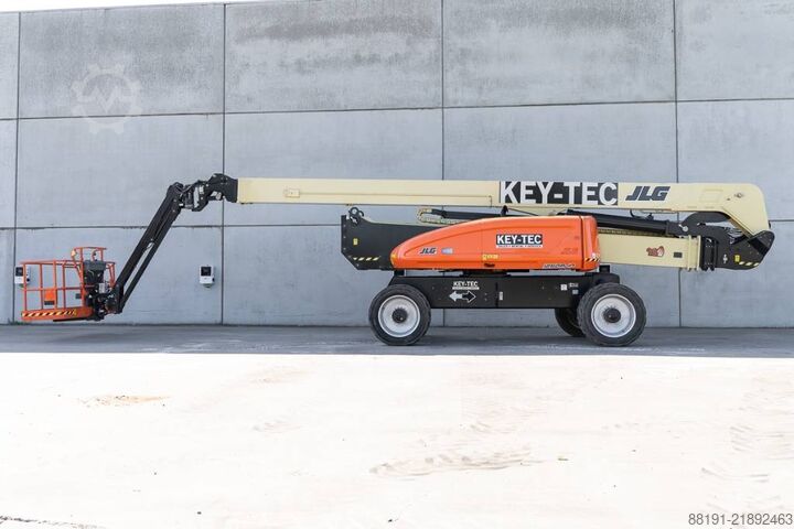 Nền tảng kính thiên văn JLG 1250 AJP