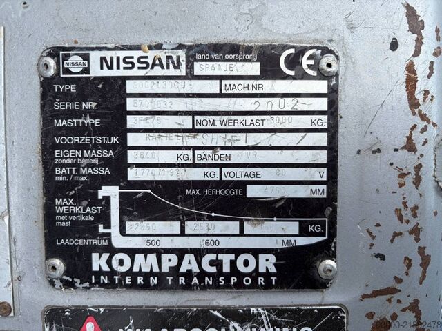 Xe nâng Nissan GQ02 L 30 CU