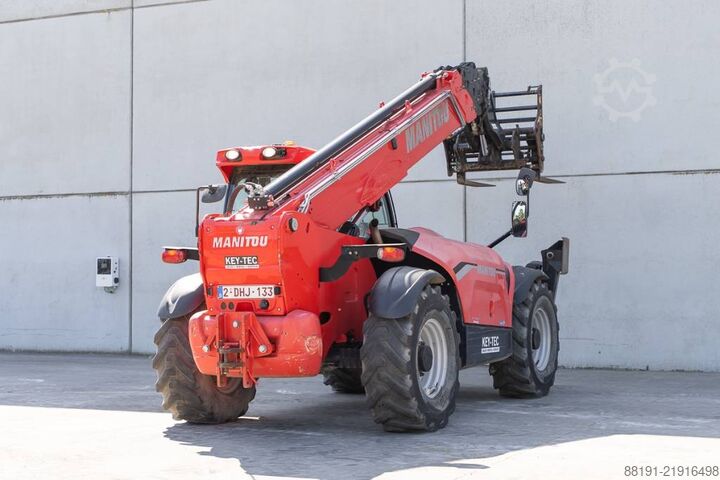 Máy xúc nâng kiểu ống lồng Manitou MT 1840