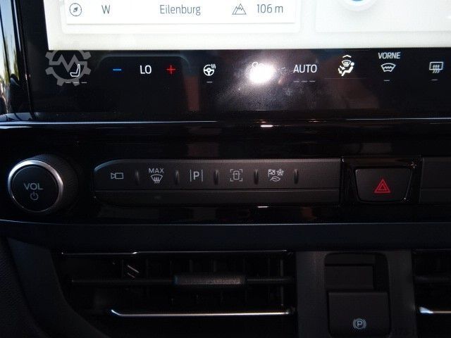 Miniautocarro FORD Tourneo Custom 320L2 Active 4x4 AT Stndhz 360Kam