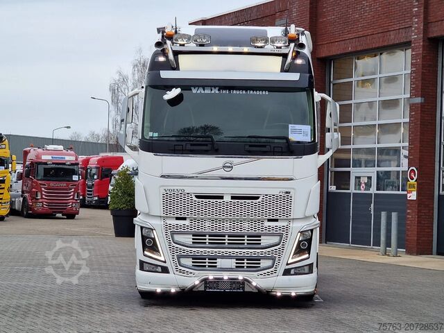 标准-SZM Volvo FH 16.750 Globetrotter XL 4x2 - Retarder - I pa...