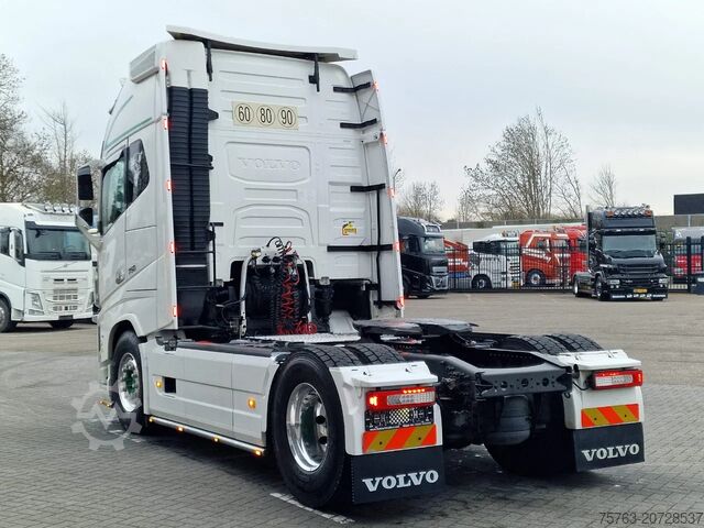 标准-SZM Volvo FH 16.750 Globetrotter XL 4x2 - Retarder - I pa...
