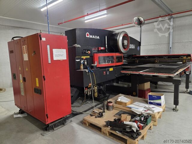 Punching and nibbling machine Amada EM 2510 NT