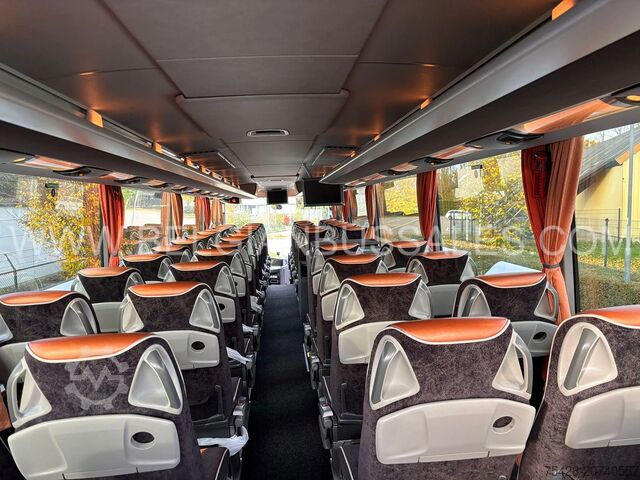 Koç Mercedes-Bezn TOURISMO RHD