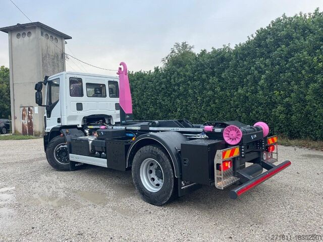 Camião porta-contentores de gancho IVECO IVECO EUROCARGO 180K32 SCARRABILE NUOVO