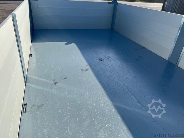 Kontejner s kukom  CONTAINER SCARRABILE NUOVO A PIANALE CON SPONDE