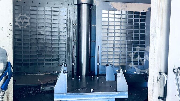 CNC turning and milling center Okuma MA50HB