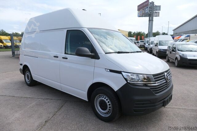Panel van Volkswagen T6.1 Transporter 2.0 TDI 4Motion Hochdach Lang Klima Flügeltür Standheizung Regaleinbau