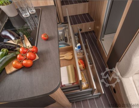 Polointegrovaný karavan Knaus Sky TI 700 MEG * TraumMobil*IC Line*4000kg
