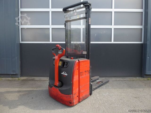 Xe nâng tay Linde L16